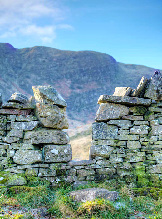 Merchant-and-Makers-Dry-Stone-Walls-35-Squeeze-Stile,-Brecon-Beacons