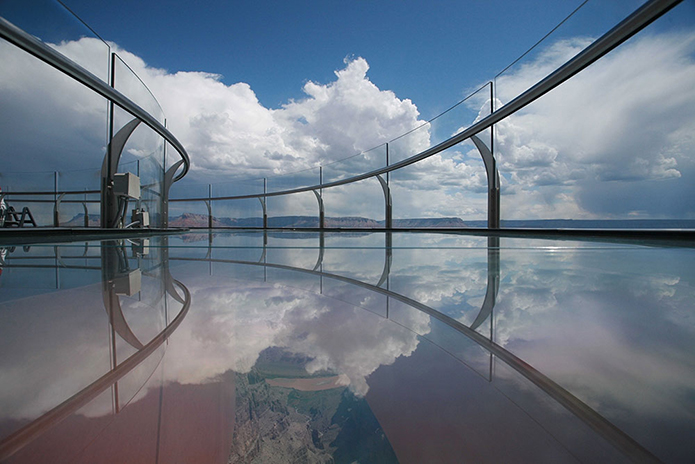 Merchant-and-Makers-Lookouts-19-Skywalk-glass-structure
