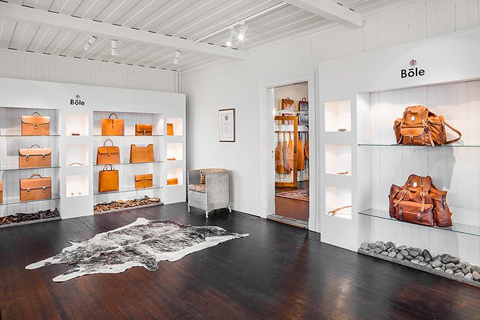 Merchant-and-Makers-Bole-Tannery-Spruce-Bark-Leather-Goods-4-Flagship-Store