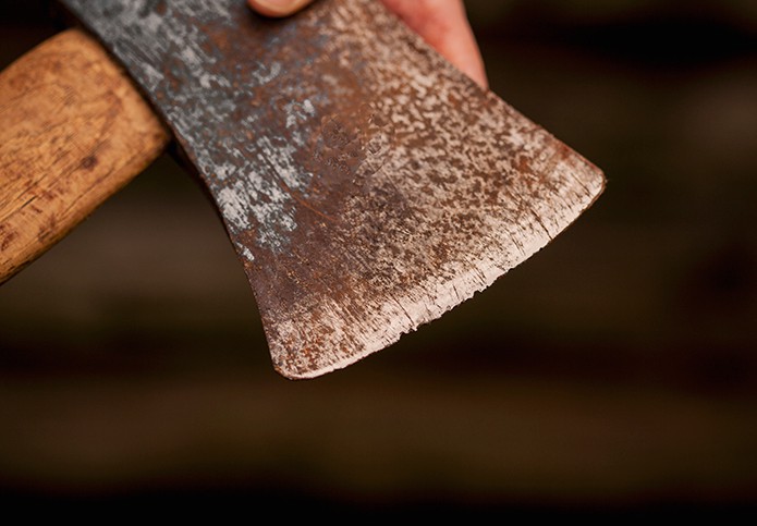 merchant-and-makers-how-to-care-for-your-axe-4-axe-head