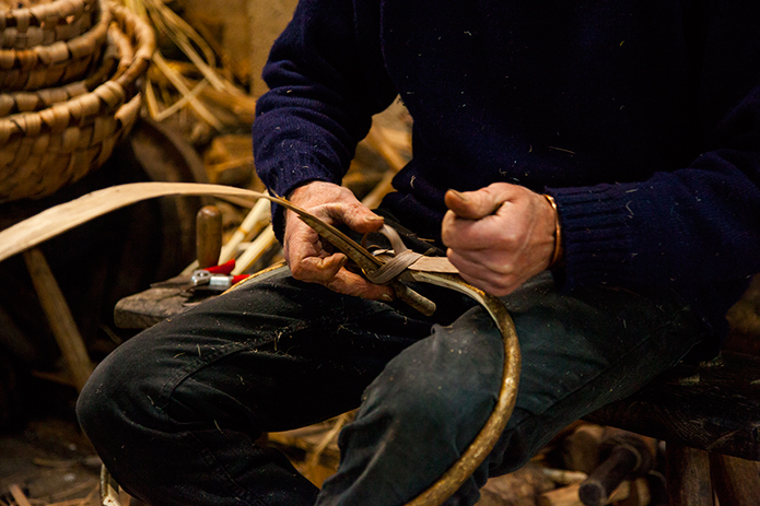 Merchant-and-Makers-How-To-Make-A-Cumbrian-Oak-Swill-Basket-27-Knot-Taw