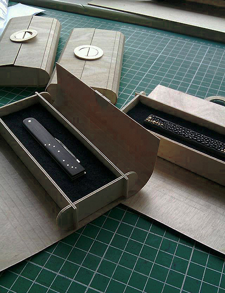 Merchant-and-Makers-Grace-Horne-Knives-30-Packaging