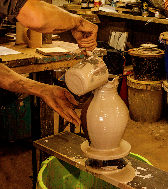 Merchant-and-Makers-How-to-Make-a-Five-Pint-Jug-with-Doug-Fitch-23-Adding-White-Clay-Slip