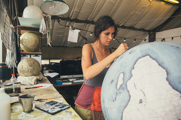 Merchant-and-Makers-Bellerby-and-Co-Globemakers-7---Isis-painting-Curve-2-by-Gareth-Pon