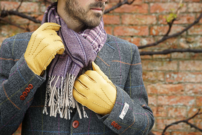 Merchant-and-Makers-Dents-Leather-Gloves-6-Hampton-Cork