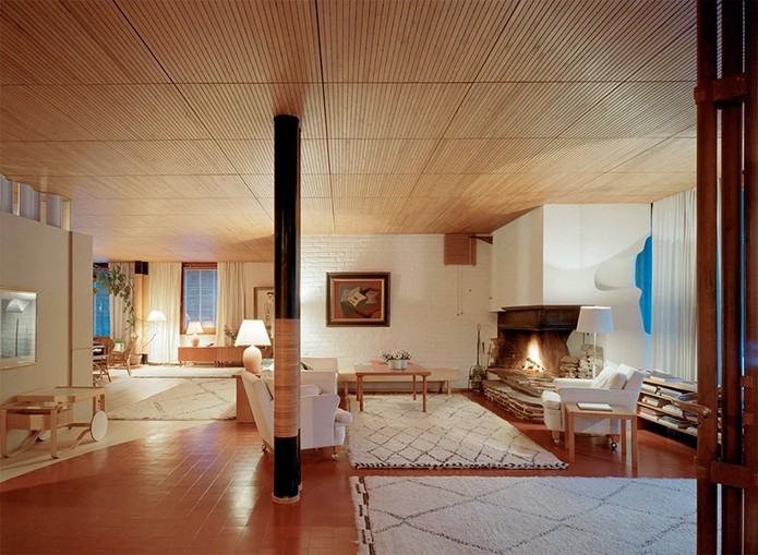 Merchant-and-Makers-Overview-of-the-work-of-Alvar-Aalto-9-Villa-Mariea-living-space